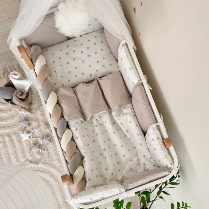 Set lenjerie patut bebecopii 7 piese Stelute bej (1)